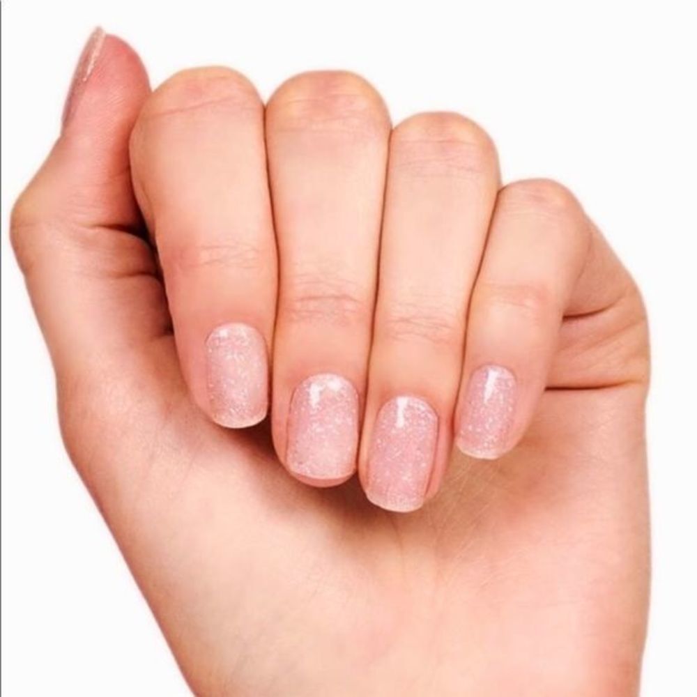 Color Street | Wannabe a sweet glittery pink on a clear base, nail strips - Picture 6 of 14